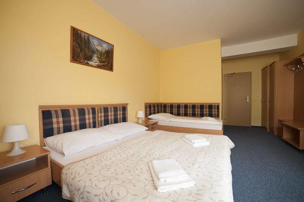 Garni Hotel Gavurky Terchová Exterior foto